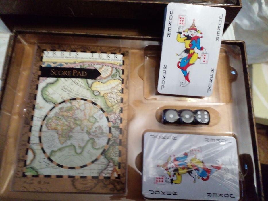 Подарочный набор для настольных игр