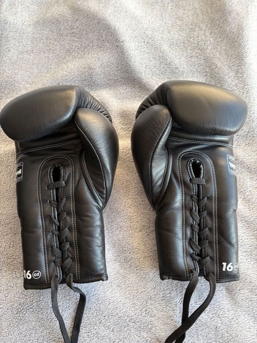 Rękawice bokserskie Twins specjal BGLL1 16oz