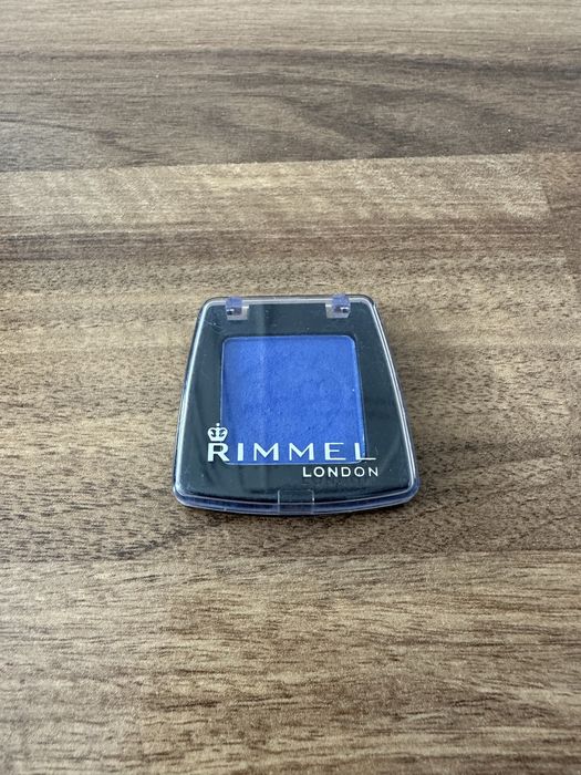 Zestaw 3 cieni do powiek Inglot, Rimmel, Revlon