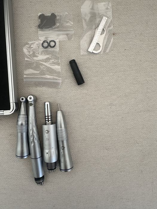 Kit Turbina c/Luz + C. Ângulo + M. Motor + Peça de Mão
