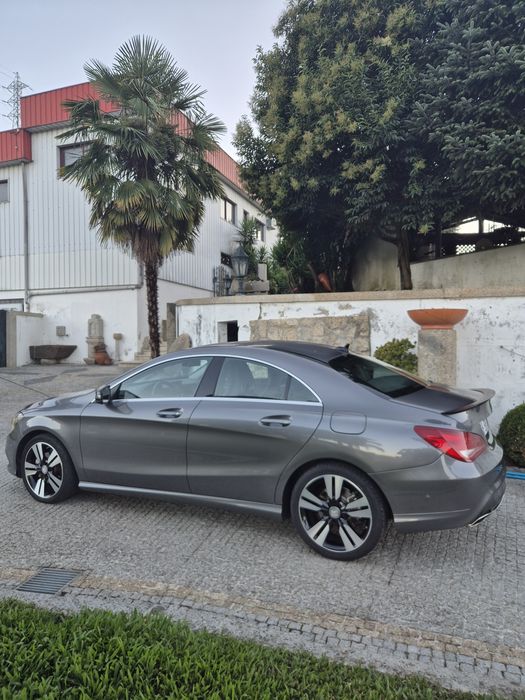Mercedes-Benz CLA 180