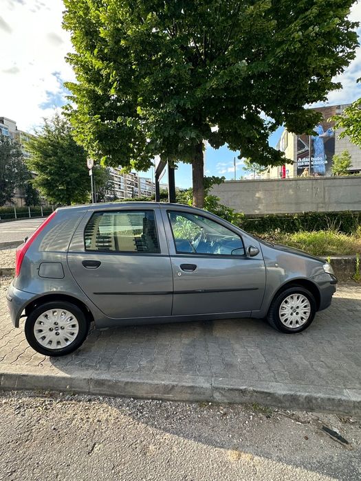 2004 Fiat Punto Fire com AC gelando