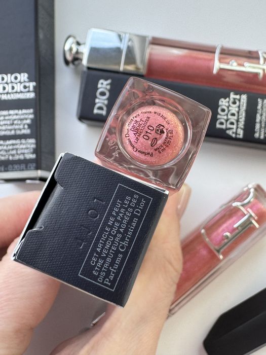 Блиск для губ Dior addict  lip maximizer 010 holo pink