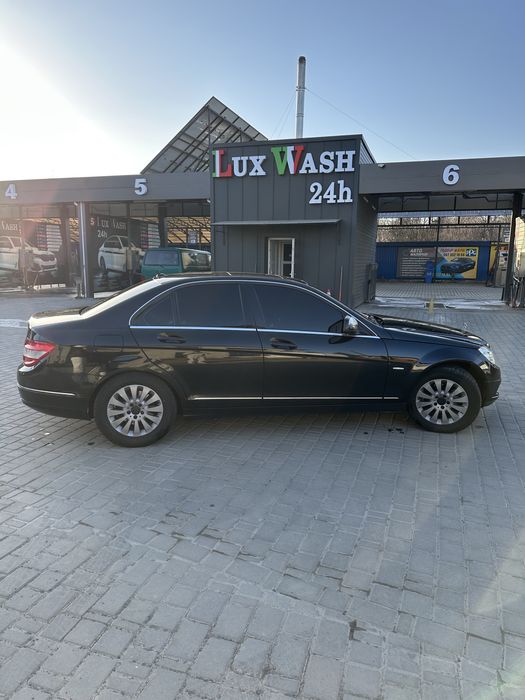 Mercedes-Benz c220 w204 2007 для військового