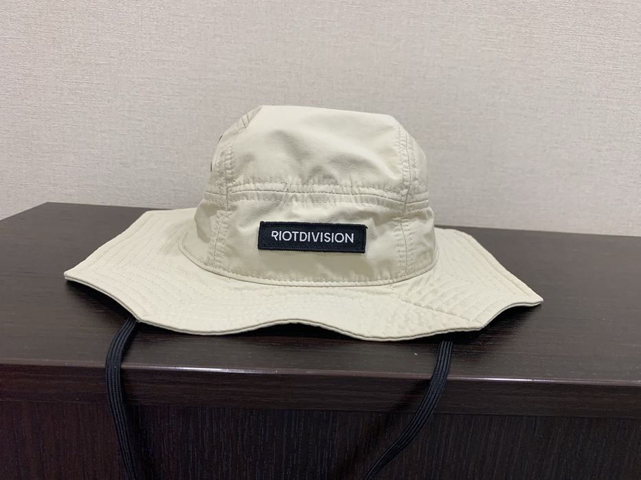 Панама Riot Division