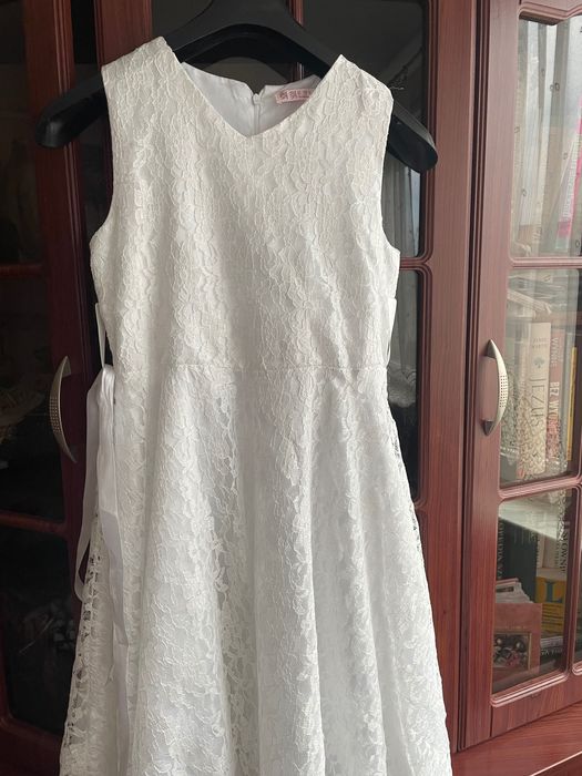 Sukienka biała 150 cm