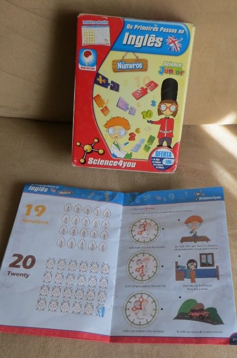 Os Primeiros Passos - Em Inglês - Science Júnior - Puzzle + Livro