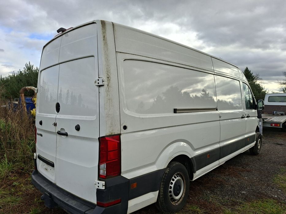 Volkswagen Crafter prawy bok i maks długi 2021 rok