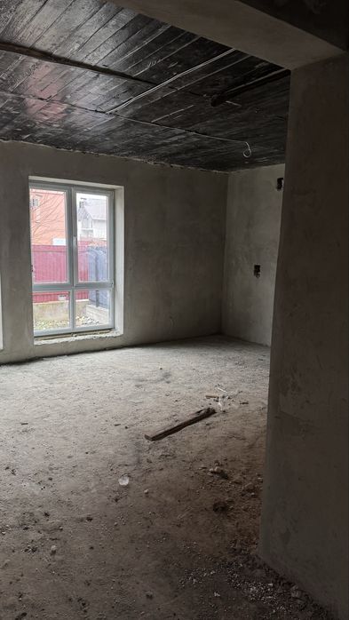 Продаж 2-х поверхового котеджу в м. Коломия