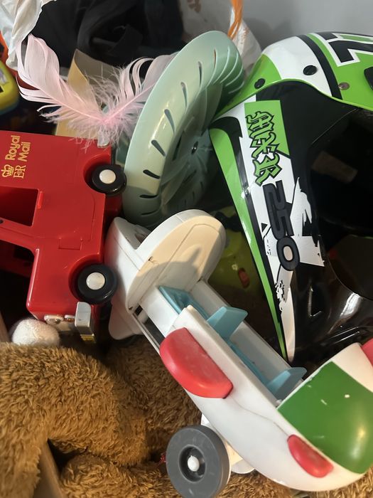 Ящики іграшок європа