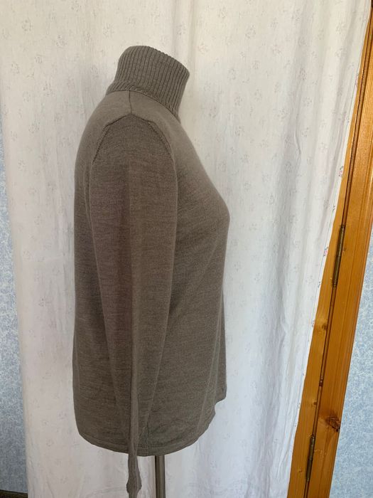 Вовняна жіноча водолазка бренду Madeleine .Підійде на розмір L, XL.