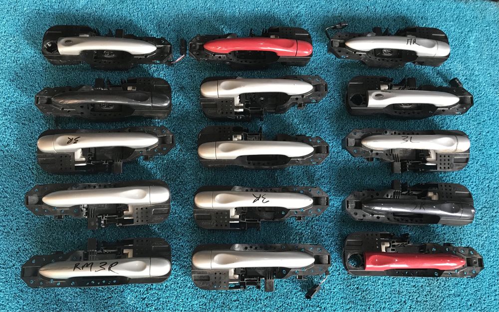 Рено Меган Сценік 3 Дверна ручка Ручкі: 1 500 грн. - Ручки дверей та ...