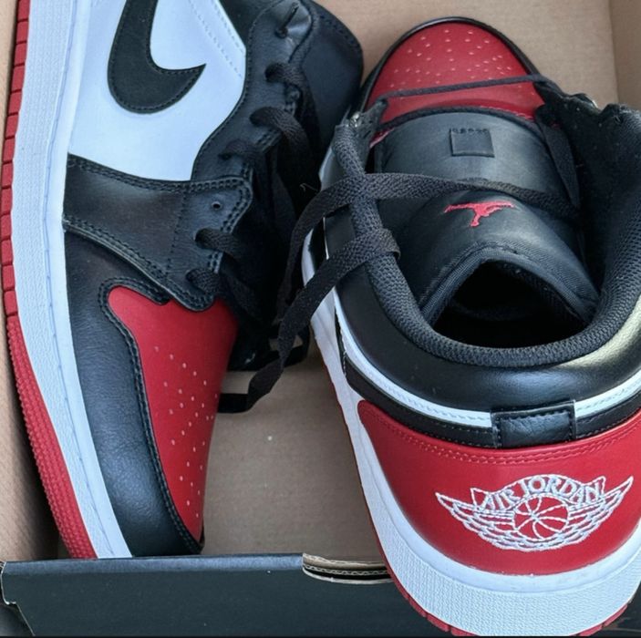 Air jordan low red/white/black