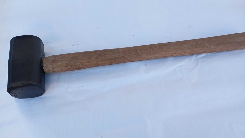 Молот (кувалда) часів СРСР.