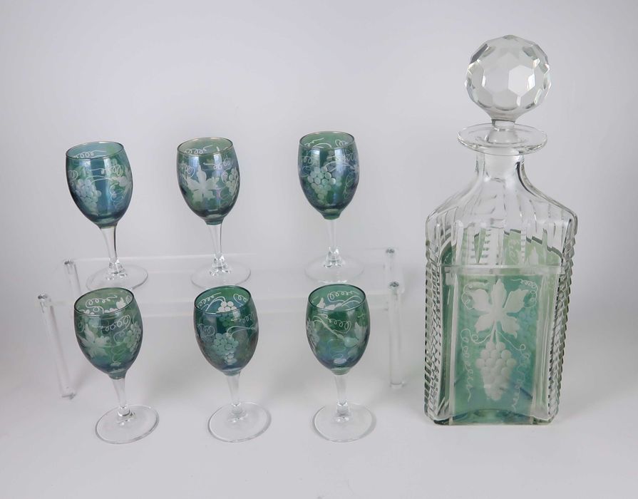 Garrafa licoreira com 6 cálices - Uvas