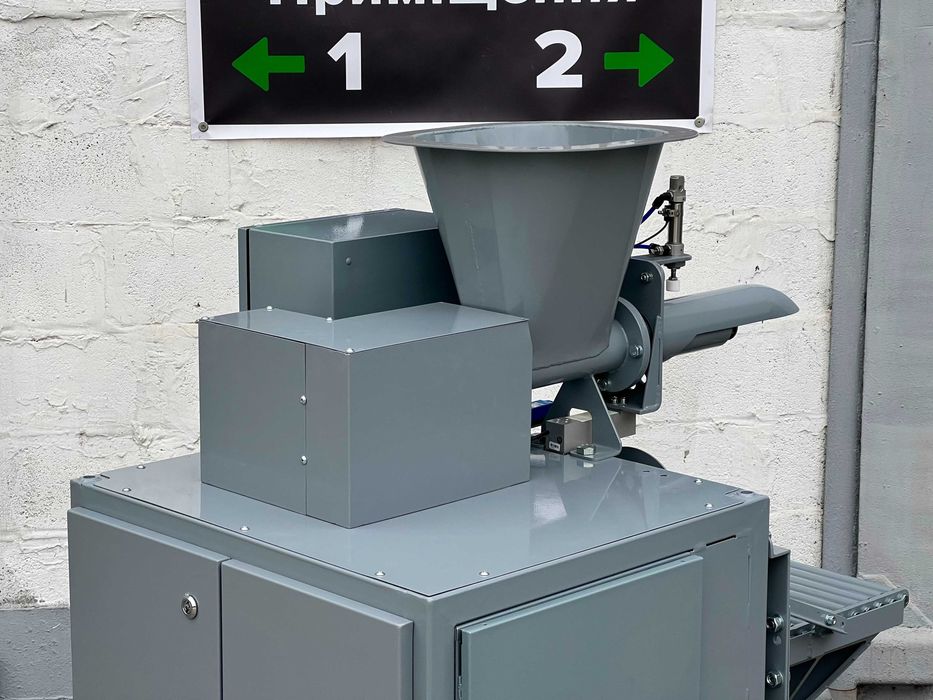 Электронный фасовочный полуавтомат (фасовка в клапанные мешки)