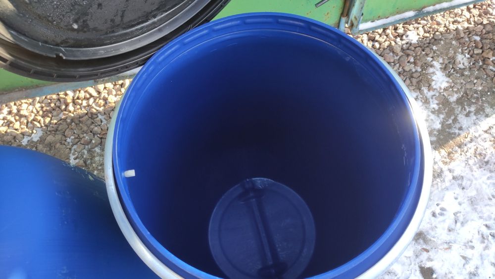 Бочка,каністра,єврокуб