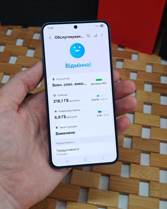 Samsung s25 12/256 добрий стан