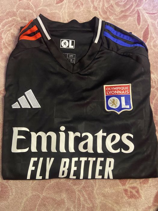 T shirt do Olympique Lyonnais