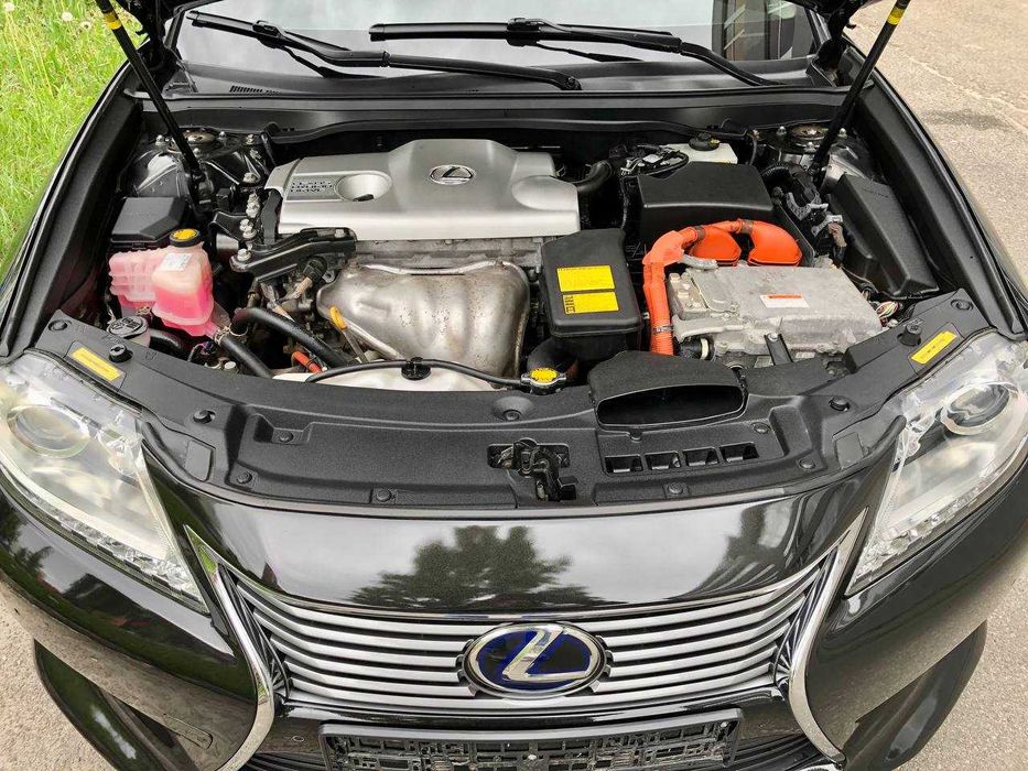 Гібрид седан Lexus ES 2013