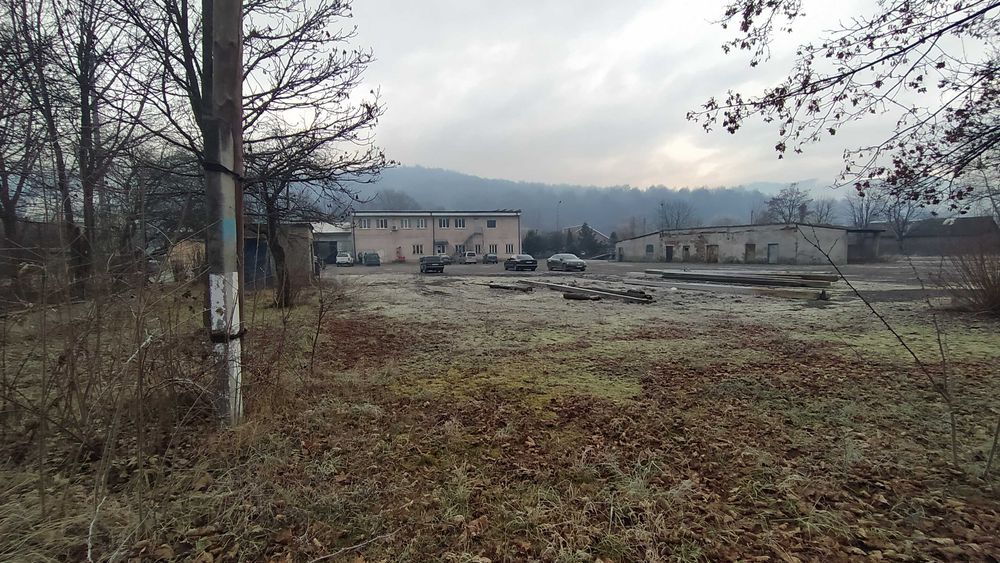 Продається багатофункціональний комплекс у смт. Великий Березний