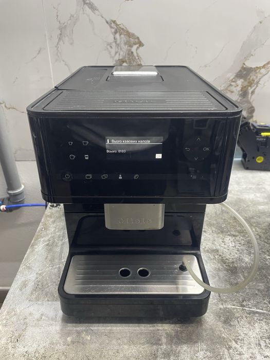 Кавомашина Miele CM6150