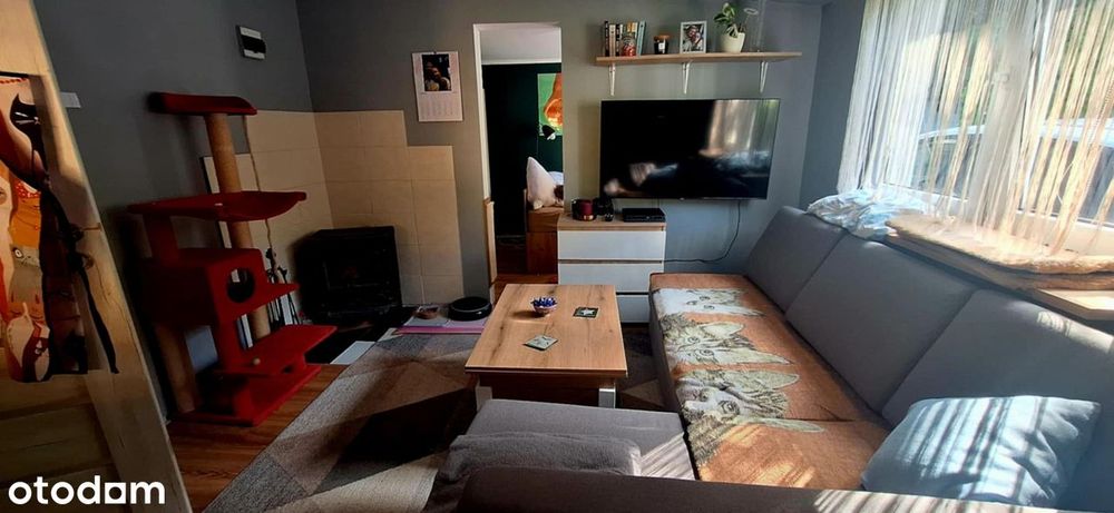 Gotowy do wprowadzenia z całoroczną wodą miejską przy lesie