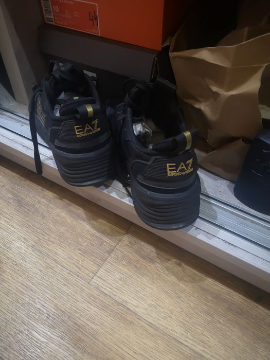 Фирменные крассовки Armani EA7