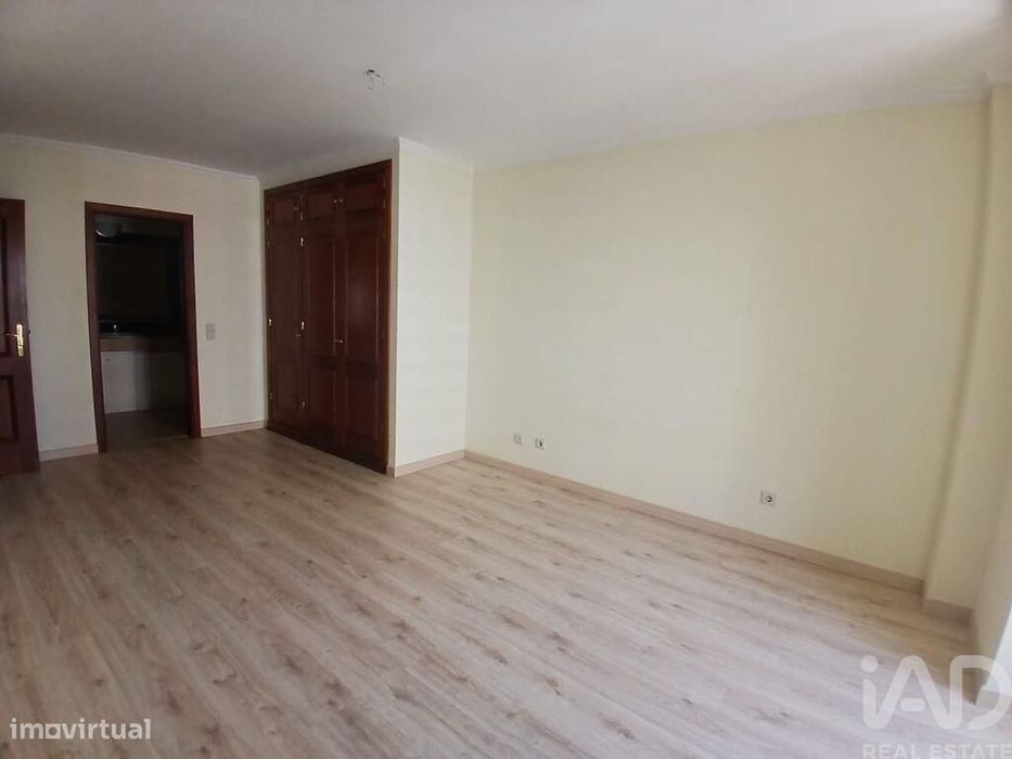 Apartamento T4 em Faro (Sé e São Pedro) de 210,00 m2