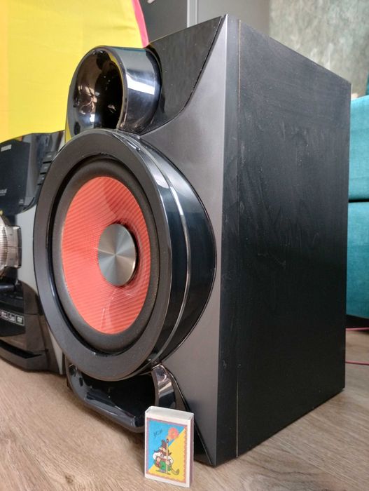 Караоке 500 Вт ( Блютуз / USB / CD / MP3 / DVD / AUX ) Муз центр ГИГА