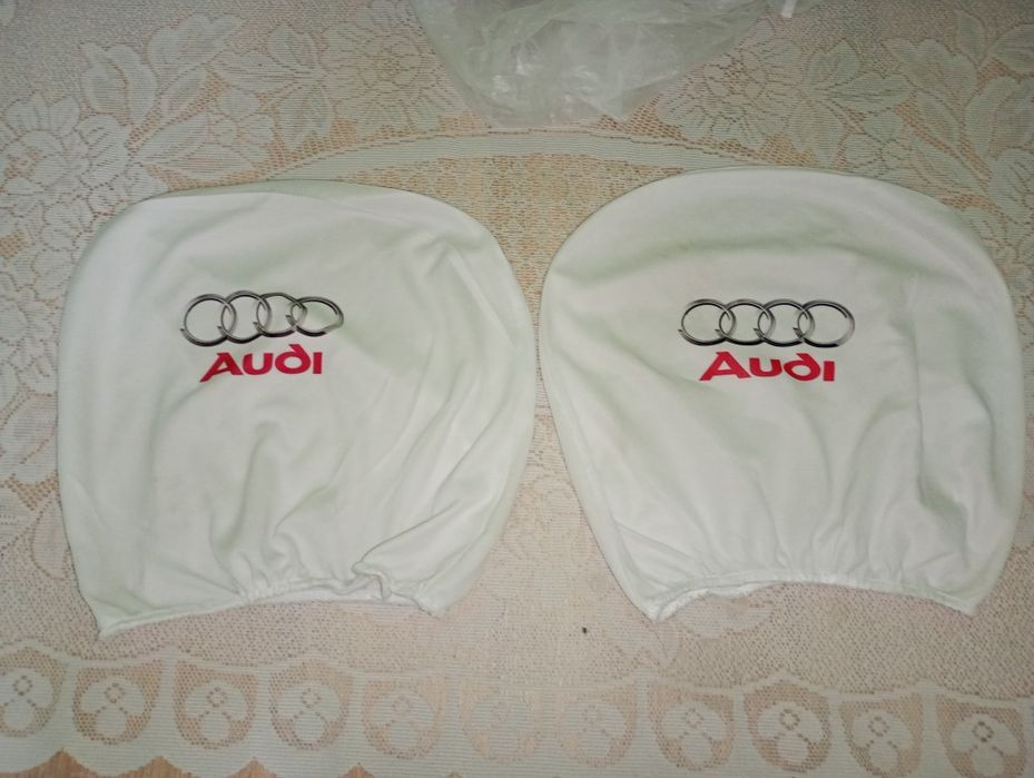 Audi Pokrowce na zagłówki z Logo 2 szt.Białe