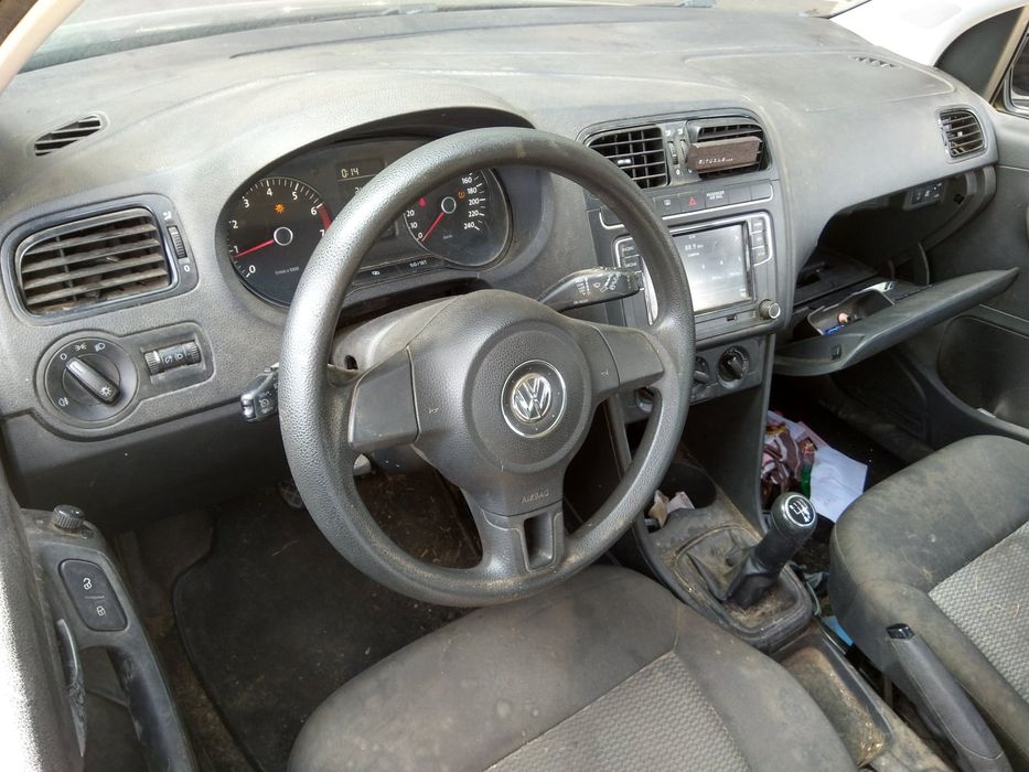 VW POLO V - 2011 - Para Peças