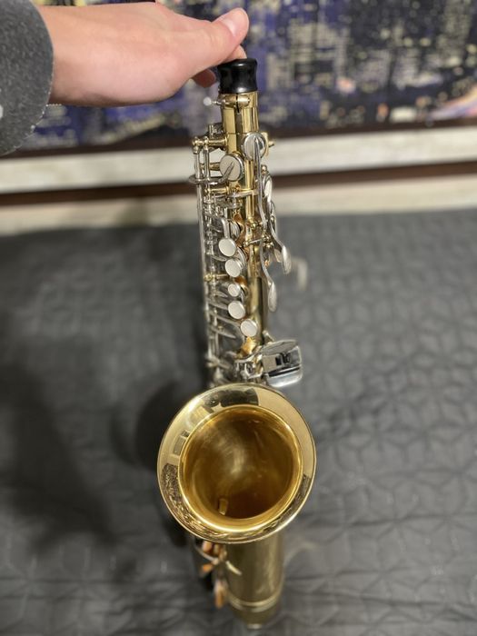 Продається саксафон Vito