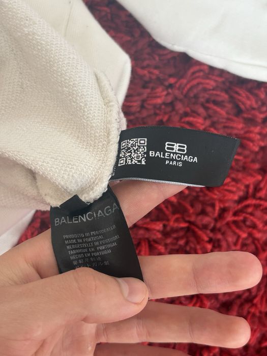 Архівний  худак Balenciaga Paris France 2021 року