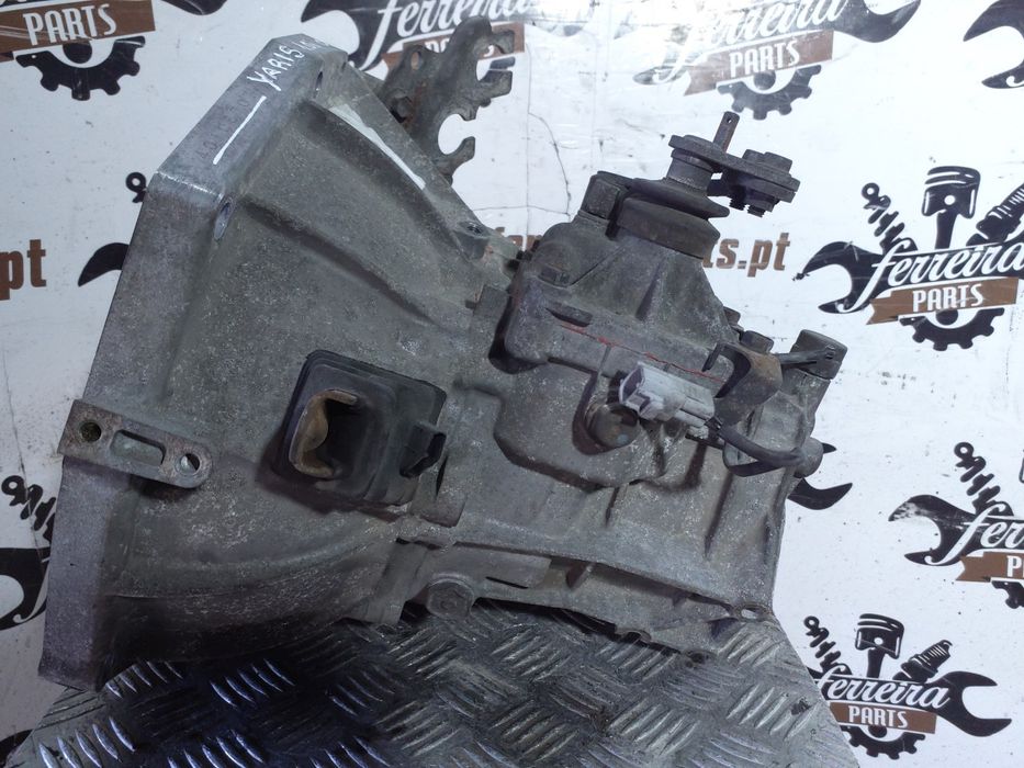 CAIXA DE VELOCIDADES TOYOTA YARIS 1.0I REF: 40105707