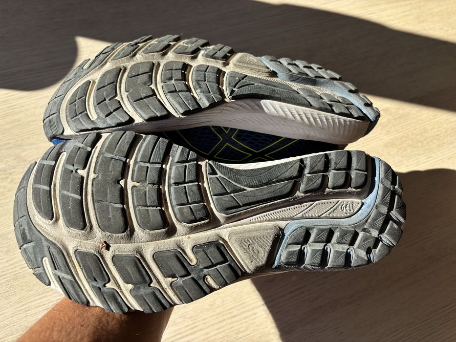 Sapatilhas Tenis corrida ASICS Gel Stratus 2, tam 45 (11 US)