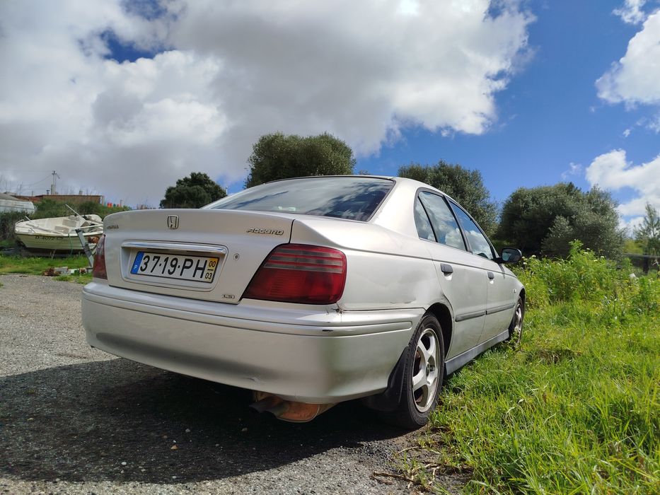 Honda Accord  1.8 v.tec