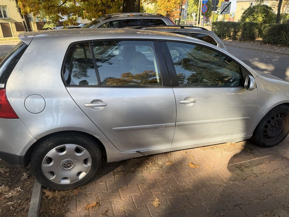 Sprzedam golfa 5 2.0 tdi