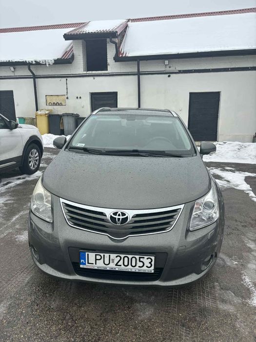 Toyota Avensis T27