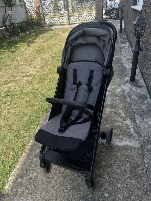 Прогулянкова коляска Cybex Beezy