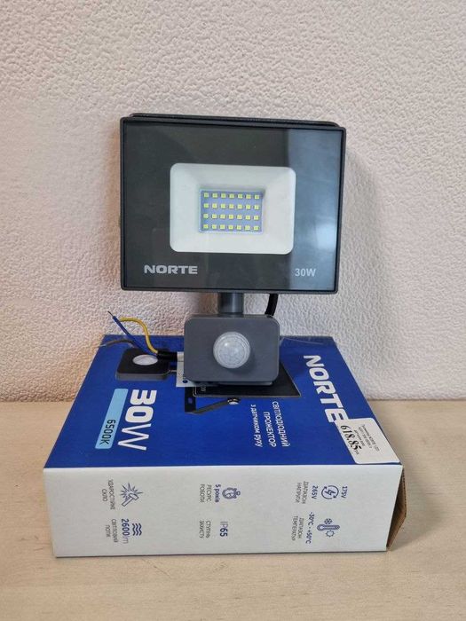 Прожектор NORTE 10W, 20W, 30W з датчиком руху вуличний IP65