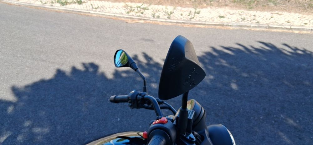 QJ Motor SRV 125 Preta Abril 2025 + Acessórios Imaculada