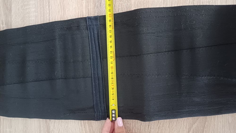 Cinta preta- tamanho unico