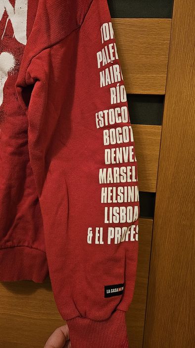 Obszerna bluza  chłopieca Pull&Bear czerwona r.L