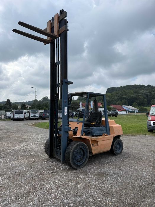 Wózek Widłowy Toyota 3FD35