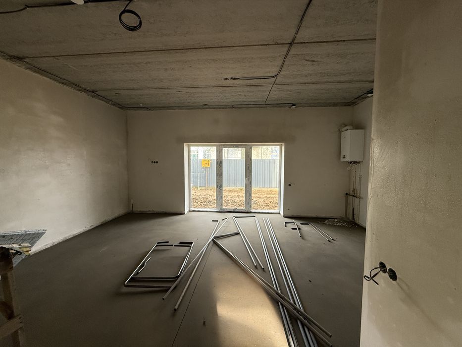 Продам дуплекс з гаражем