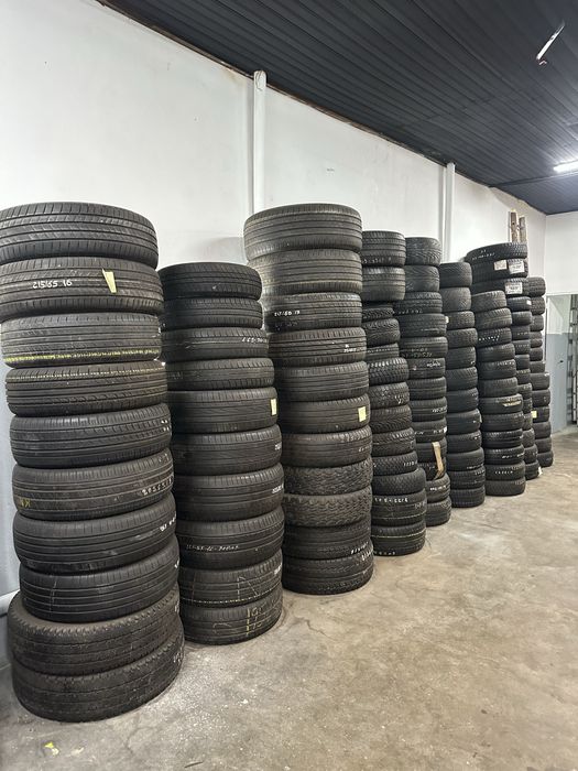 Lote de Pneus em bom estado