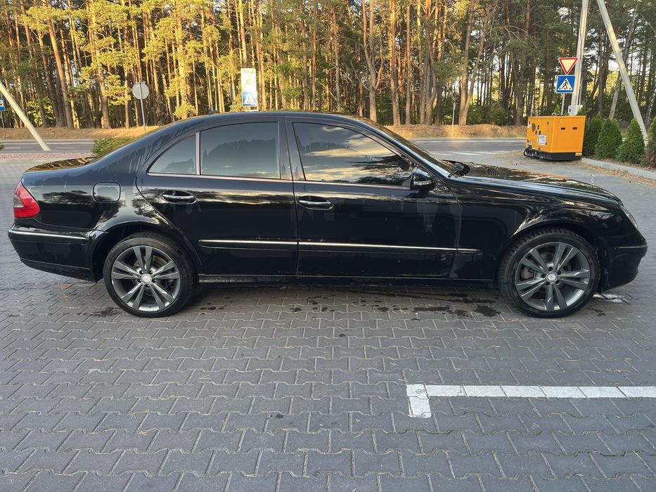 Мерседес w211 2008 р 2,2 дизель