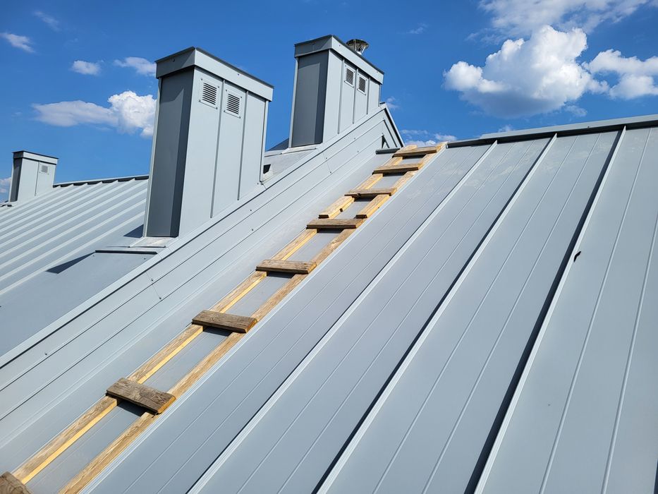 Krycie dachow Uslugi dekarskie Dachy plaskie