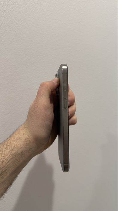 IPhone 15 Pro Max 1Tb e-sim